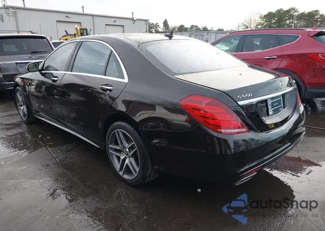 2015 Mercedes-Benz S 550 4Matic z USA, uszkodzony, nr VIN WDDUG8FB1FA084293